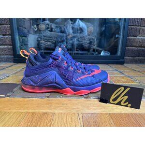 Youth 5.5 Nike LeBron VII 12 Court Purple Crimson Basketball Shoes 744656-565